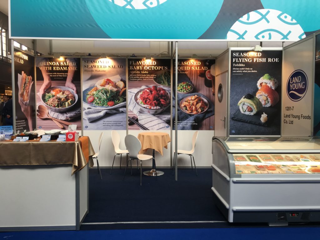 Fotos del stand de la tarjeta de invitación para la exposición mundial 2019 (Bélgica)