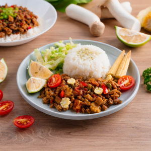 Schweinefleisch mit Thai-Zitronengeschmack und Gemüse Fünf würzige Gemüsesorten