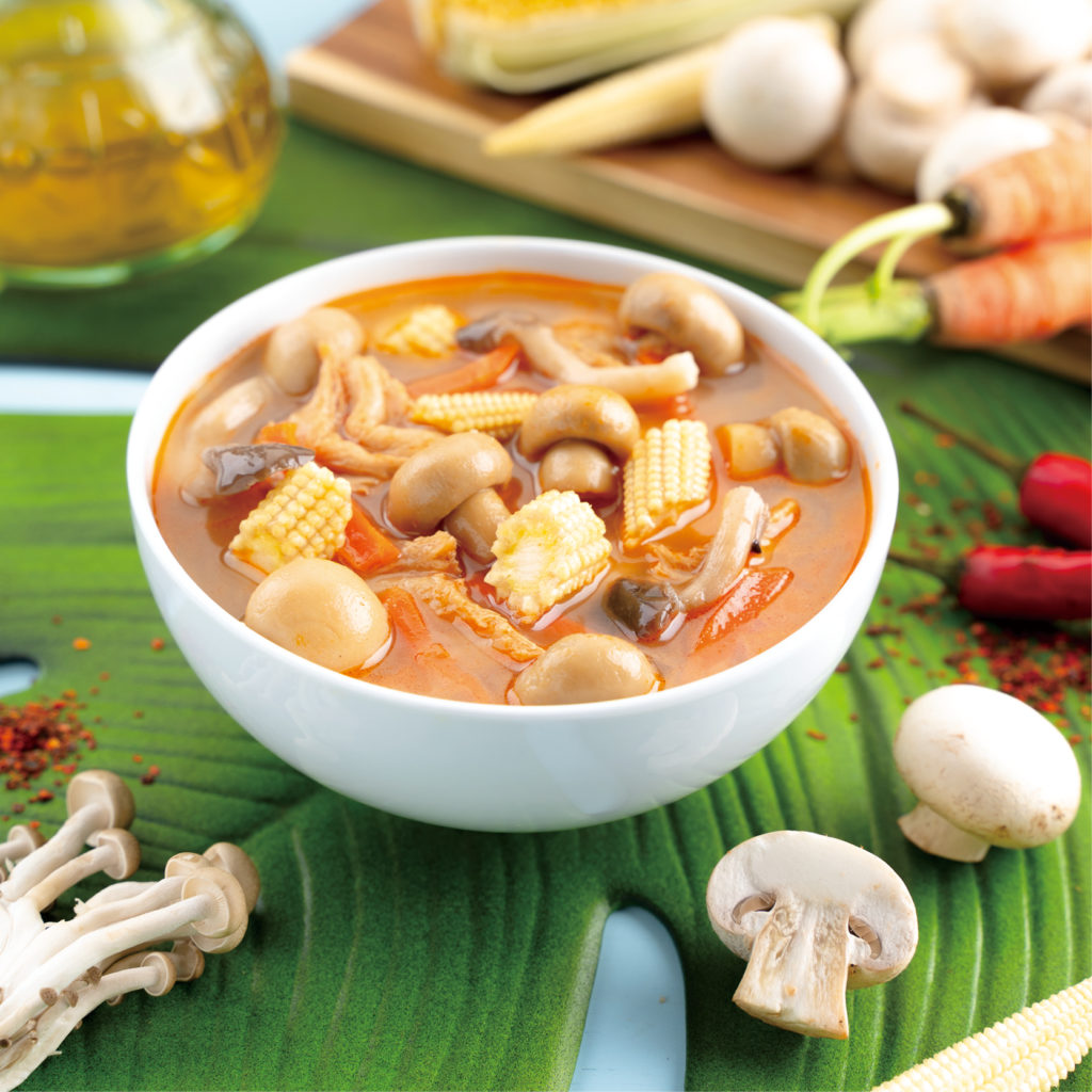 Thailändische scharf-saure Pilzsuppe